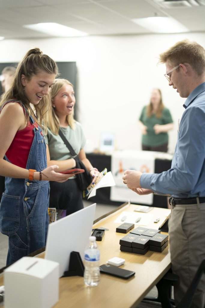 3f7c1aef 37d5 4ec1 968f 6c76293afe68 (1)