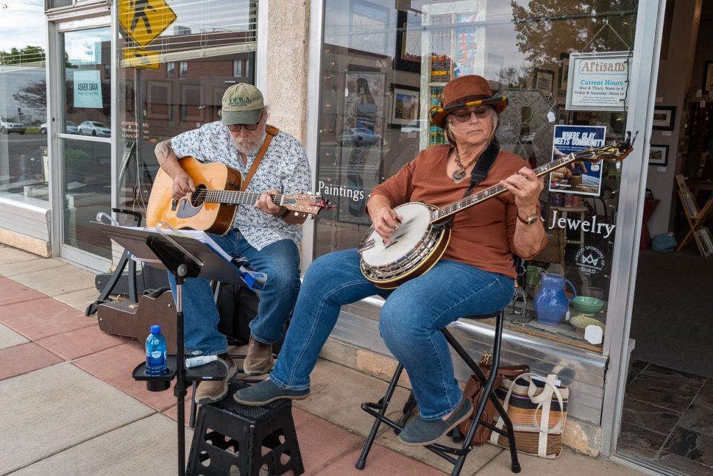 coyote bluegrass june