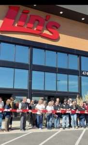 enoch lin’s market ribbon cutting image 1